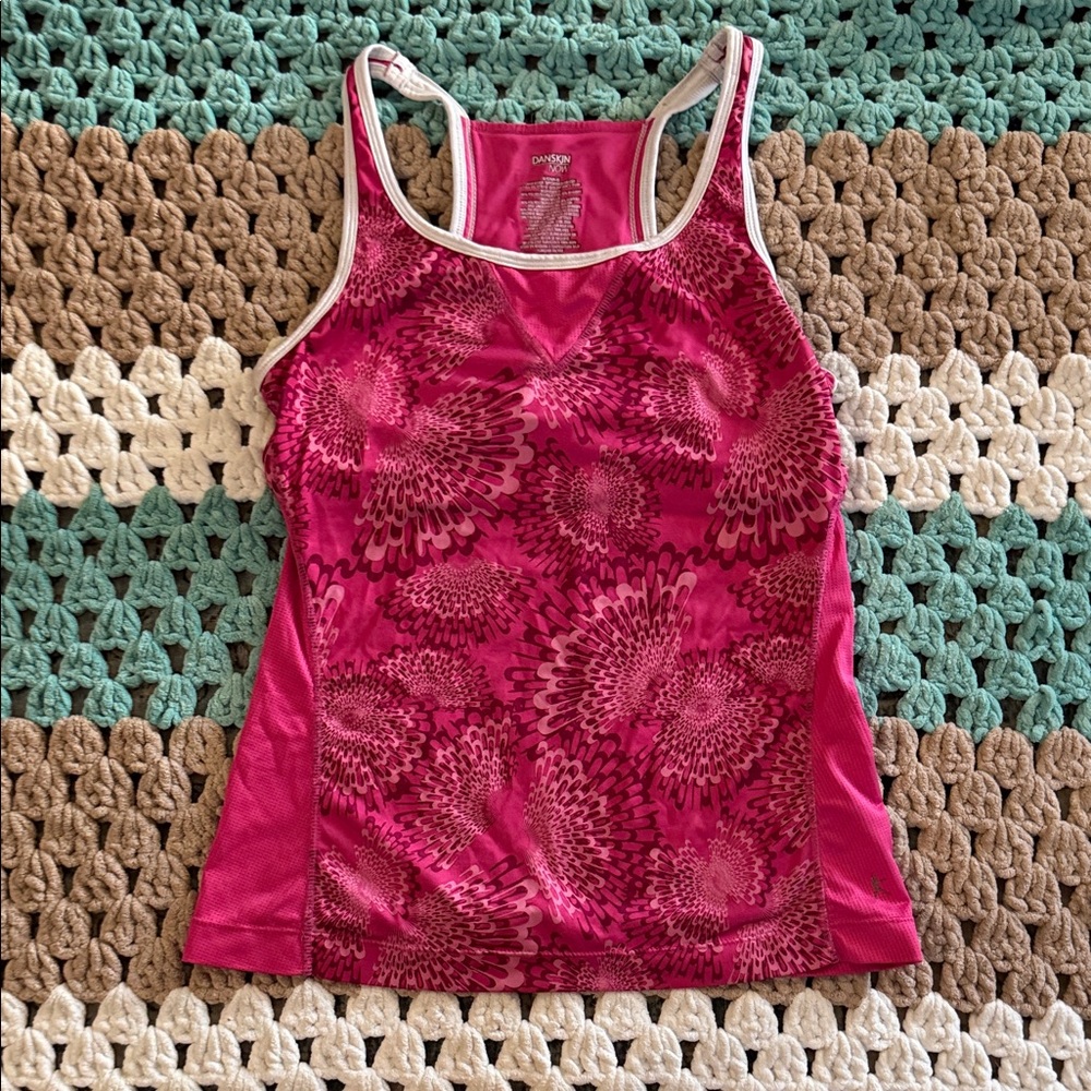 Danskin Now Pink Floral Tank Top Shirt Workout Gym Wear Womans sz Small